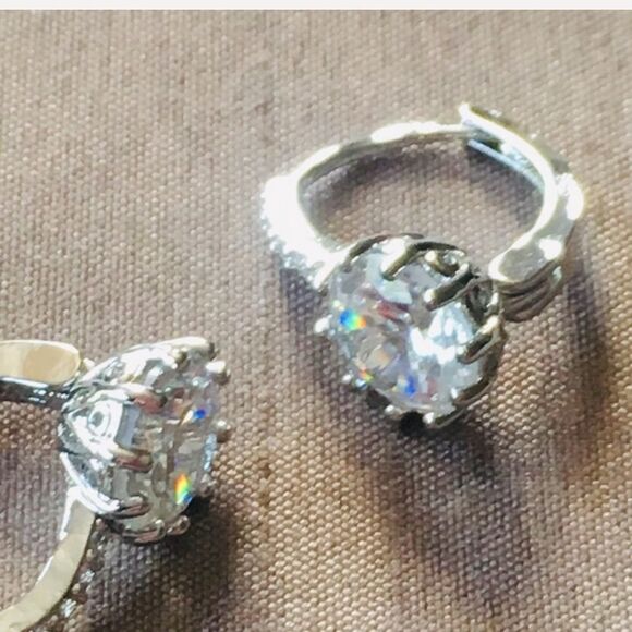 Cubic Zirconia Rhodium Plated Stud Earrings NWT - Picture 3 of 8